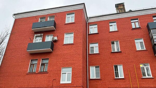 Более 2,5 тыс белых, синих и красных фасадов домов привели в порядок в Москве