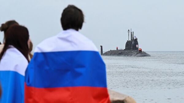 Российская атомная подводная лодка Казань прибывает в порт Гаваны
