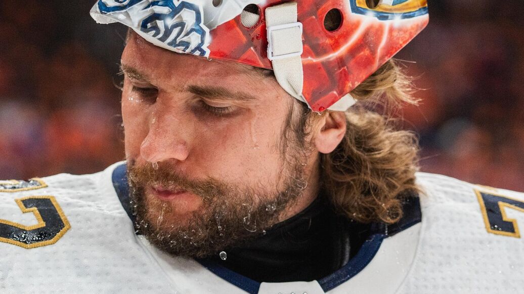 Фанаты "Эдмонтона" попытались спровоцировать Бобровского в финале плей-офф