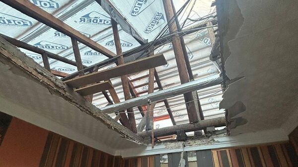 В квартире в центре Смоленска рухнул потолок