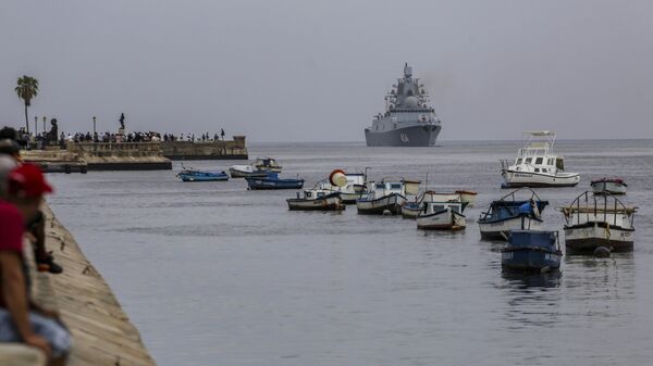 Фрегат Адмирал флота Советского Союза Горшков заходит в порт Гаваны, Куба. 12 июня 2024