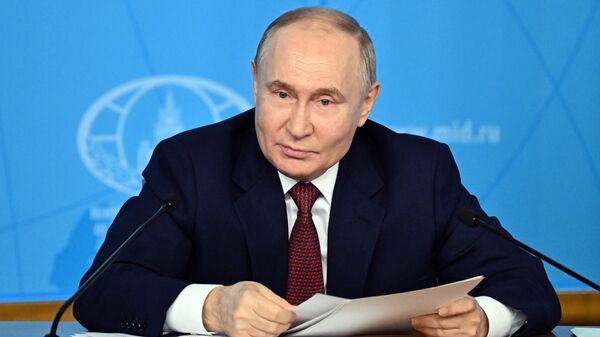 Путин заявил о намерении выстраивать архитектуру безопасности в Евразии
