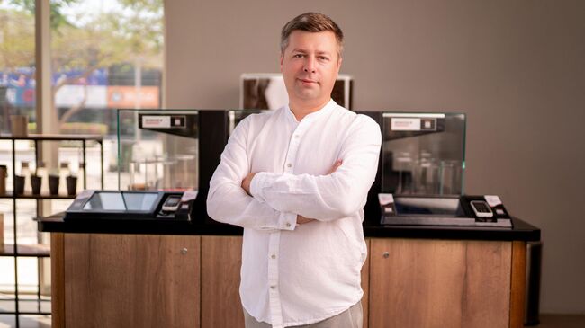 Создатель роботизированных кофеен Александр Хватунов