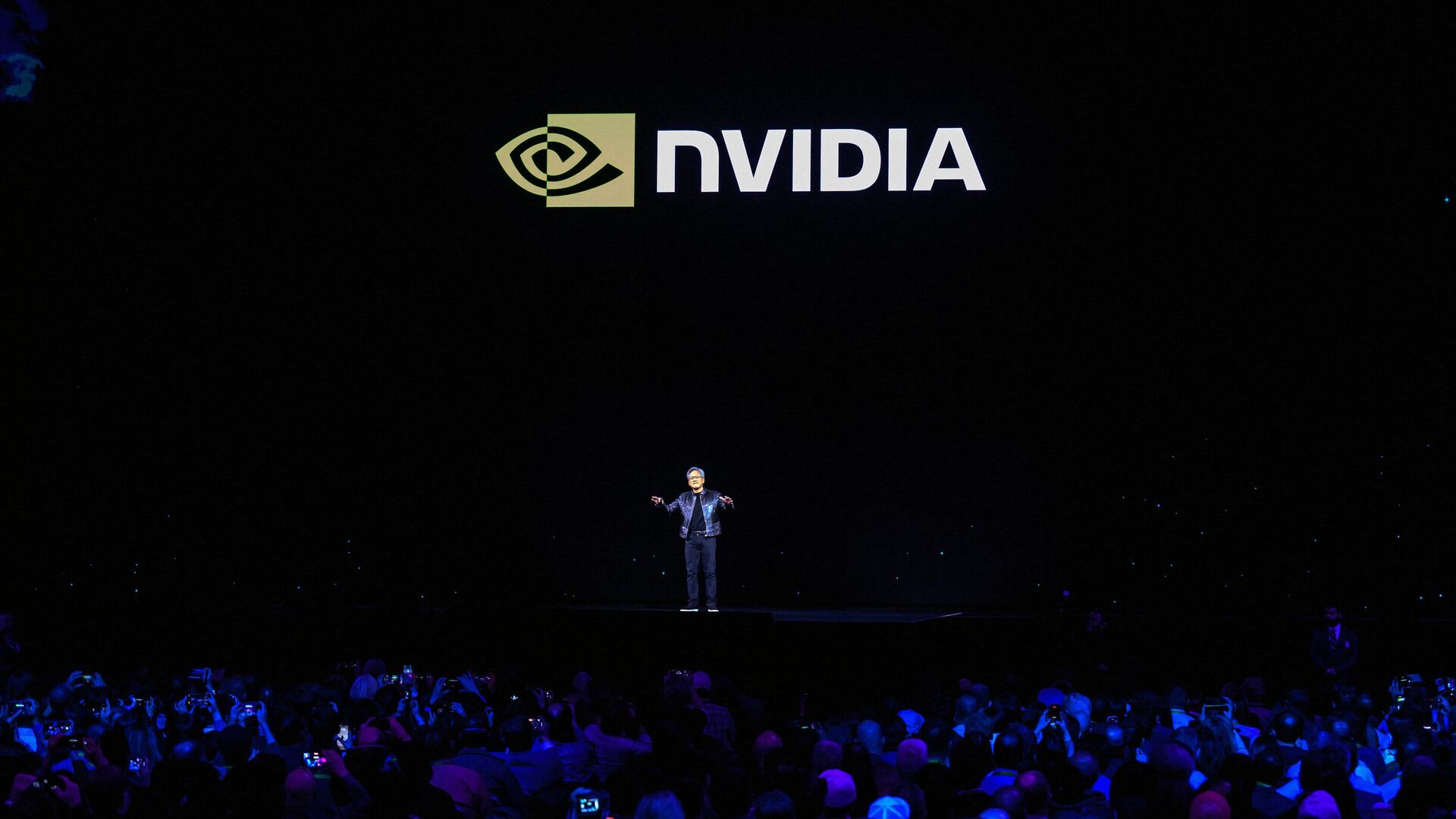 Президент и главный исполнительный директор компании NVIDIA Дженсен Хуанг - РИА Новости, 1920, 18.06.2024