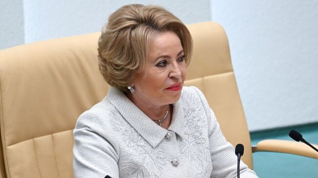 Матвиенко призвала бороться с коррупцией в сфере незаконной миграции
