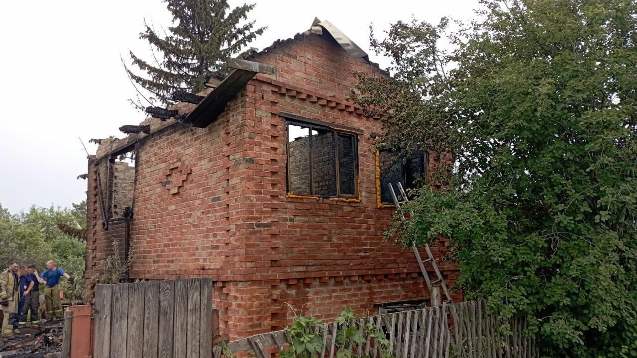 В Омской области любовный треугольник привел к поджогу и гибели женщины -  РИА Новости, 20.06.2024