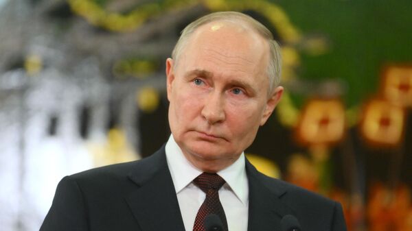 Путин поздравил работников судостроительной отрасли с праздником