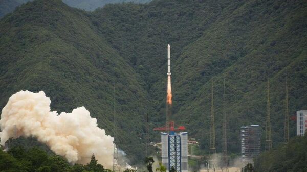 Запуск ракеты-носителя Чанчжэн-2С со спутником-телескопом SVOM, разработанным Китаем и Францией для исследования гамма-всплесков. 22 июня 2024