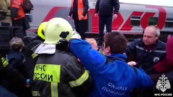 Девочку, пострадавшую при сходе поезда в Коми, перевели в Москву