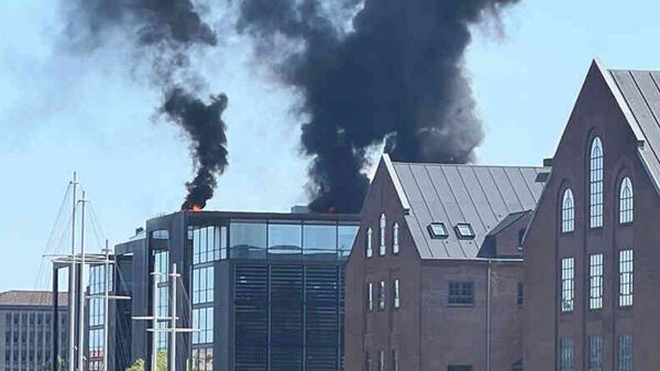 Пожар в здании налогового министерства Дании в Копенгагене