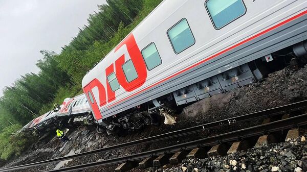 Девять пострадавших при сходе поезда в Коми находятся в больницах