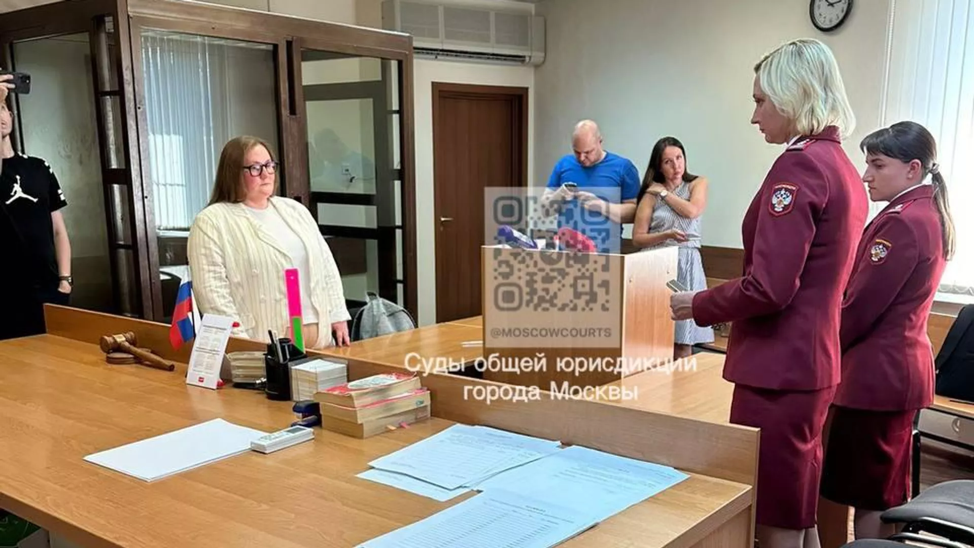 Заседание Люблинского районного суда Москвы по рассмотрению вопроса о приостановке деятельности ООО Локалкитчен - РИА Новости, 1920, 28.06.2024