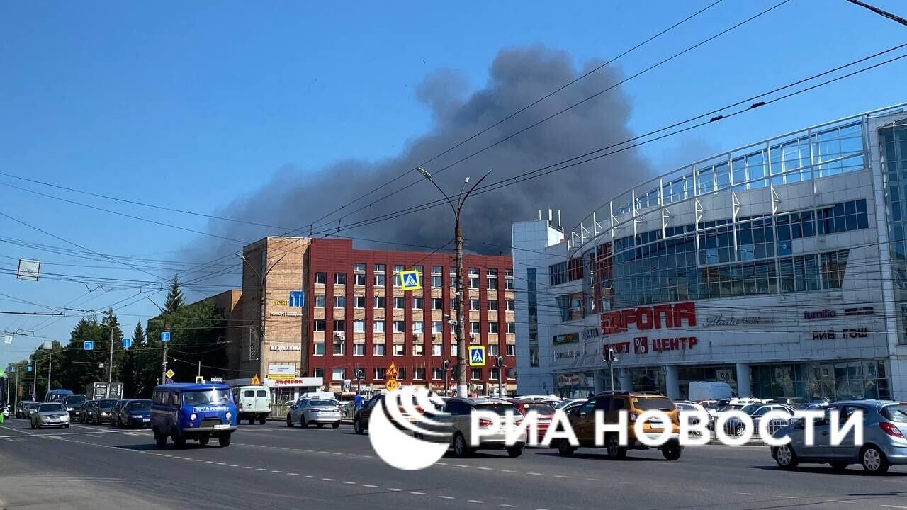 В Ростовской области загорелись десять частных домов - РИА Новости,  05.07.2024