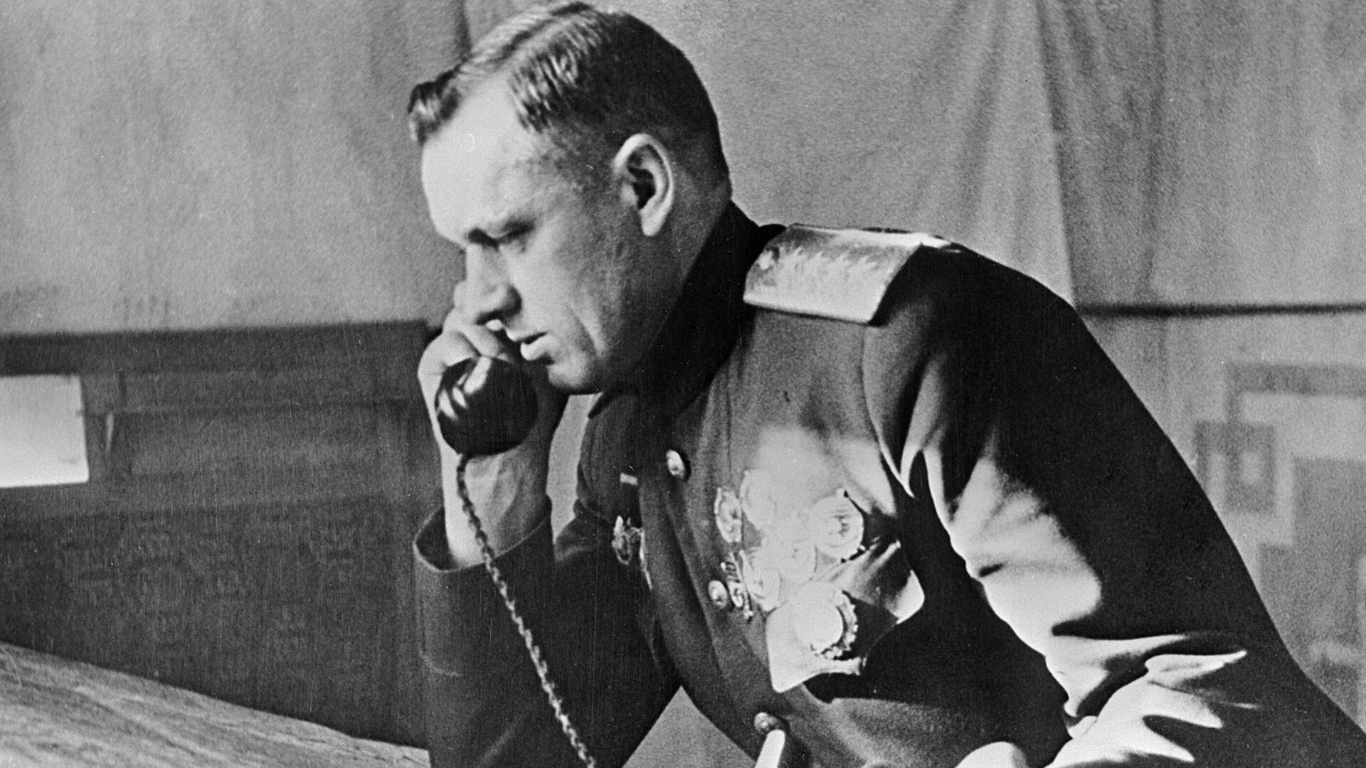 Константин Рокоссовский Константин Рокоссовский - РИА Новости, 1920, 25.04.2025