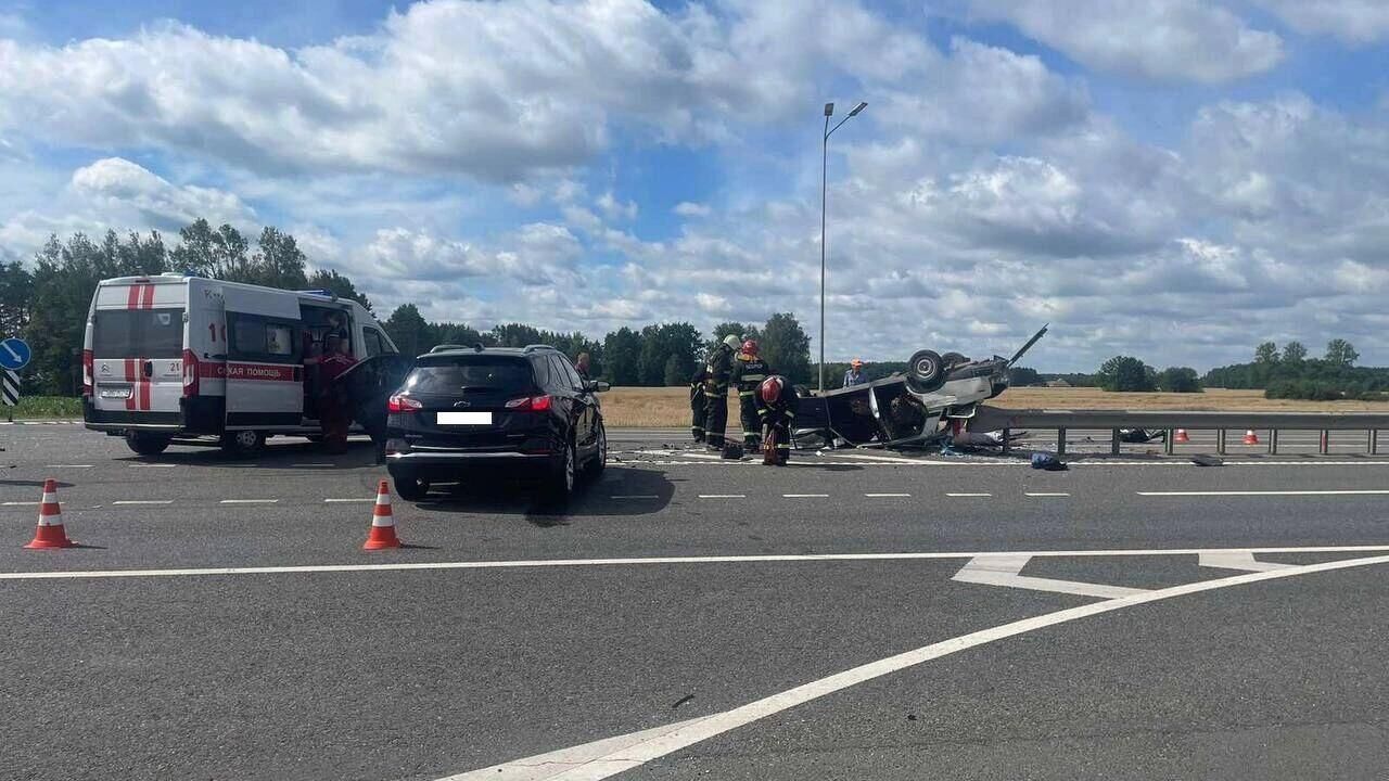 ДТП на автодороге вблизи деревни Горни Лидского района в Белоруссии - РИА Новости, 1920, 03.07.2024