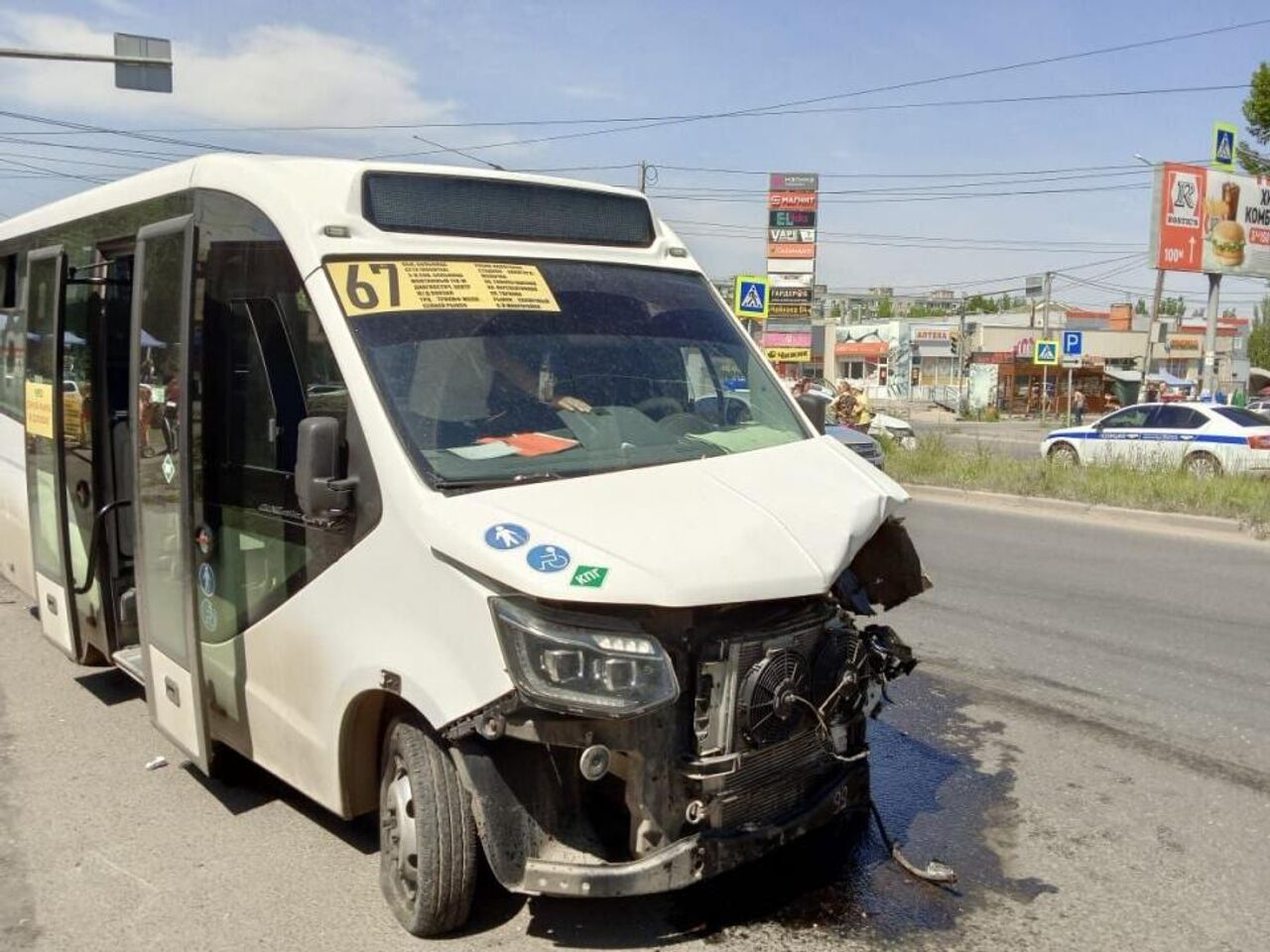 В Саратове в ДТП с маршруткой пострадали два человека - РИА Новости,  06.07.2024