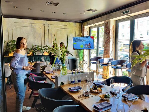 Интерьер ресторана Seasons в Калининграде Интерьер ресторана Seasons в Калининграде