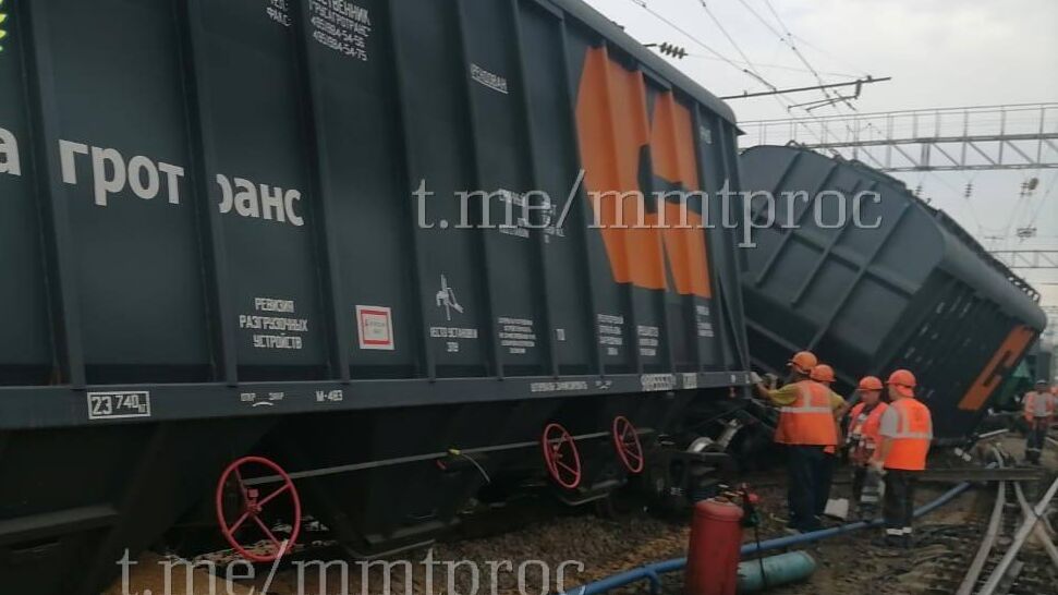 На месте схода вагонов грузового состава на станции Лиски в Воронежской области - РИА Новости, 1920, 15.07.2024