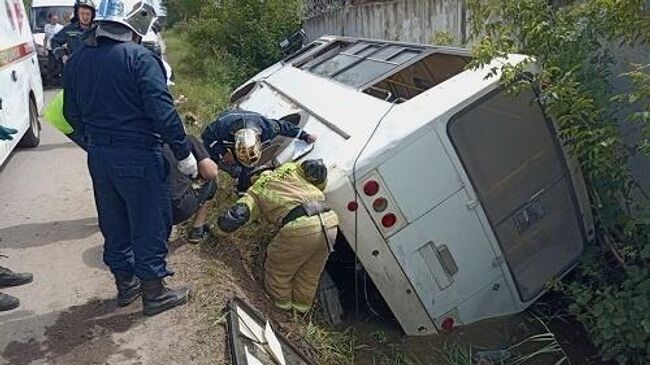 Место ДТП с участием автобуса в Кстовском районе Нижегородской области. 23 июля 2024