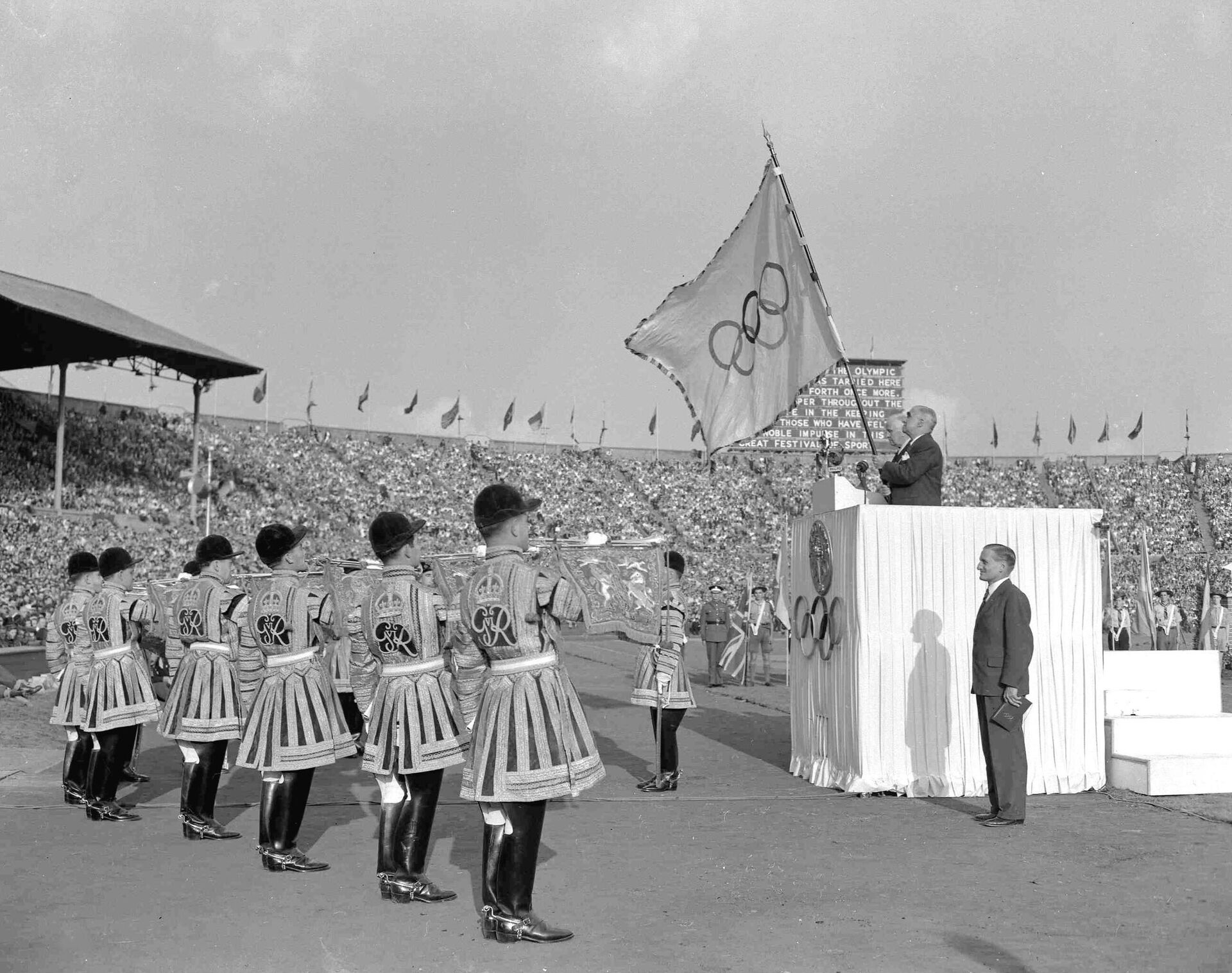 Церемония закрытия Летних Олимпийских игр в Лондоне, 1948 год  - РИА Новости, 1920, 24.07.2024