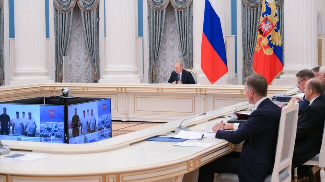 Президент РФ Владимир Путин проводит совещание по вопросам социально-экономического развития новых субъектов РФ. 24 июля 2024 года