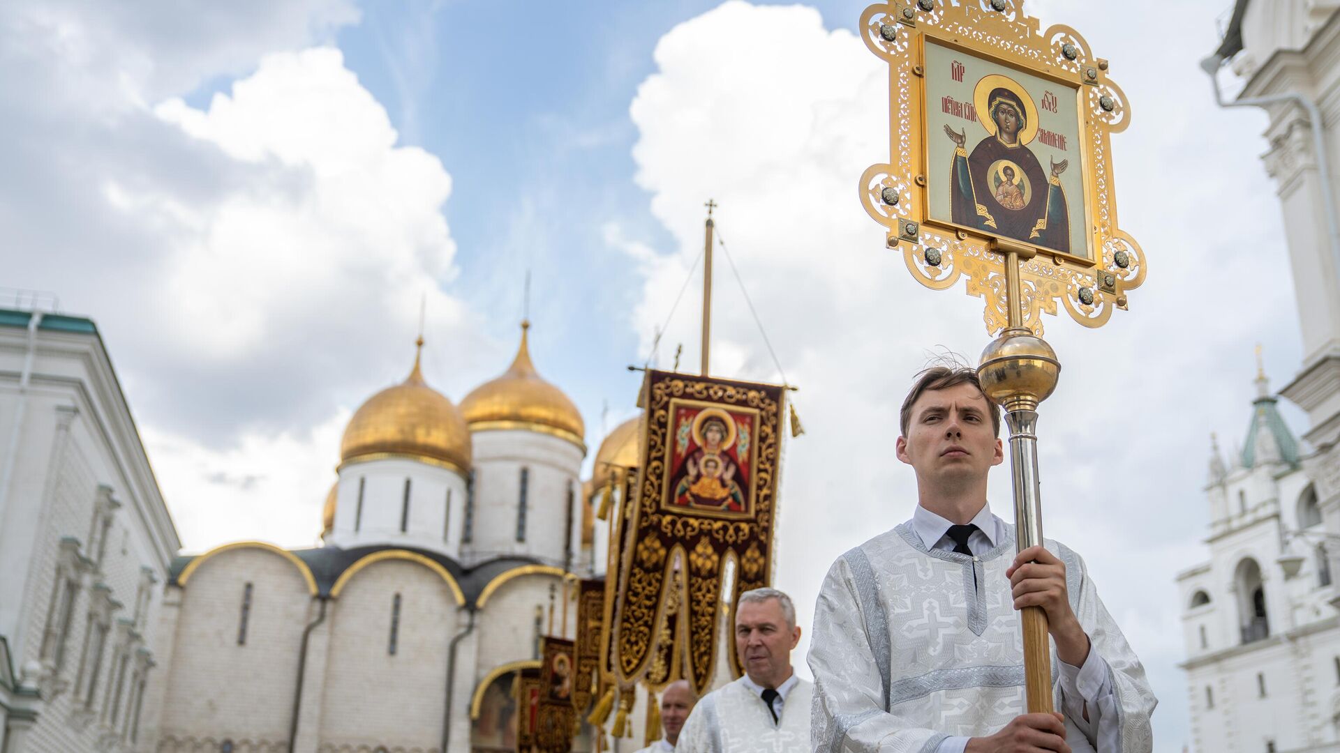 Крестный ход в день церковно-государственного праздника Крещения Руси, 2022 год  - РИА Новости, 1920, 28.07.2024