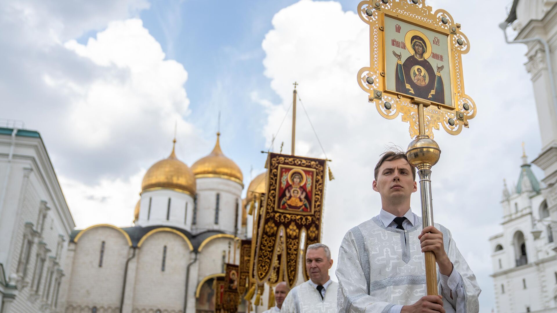 Крестный ход в день церковно-государственного праздника Крещения Руси, 2022 год  - РИА Новости, 1920, 28.07.2024