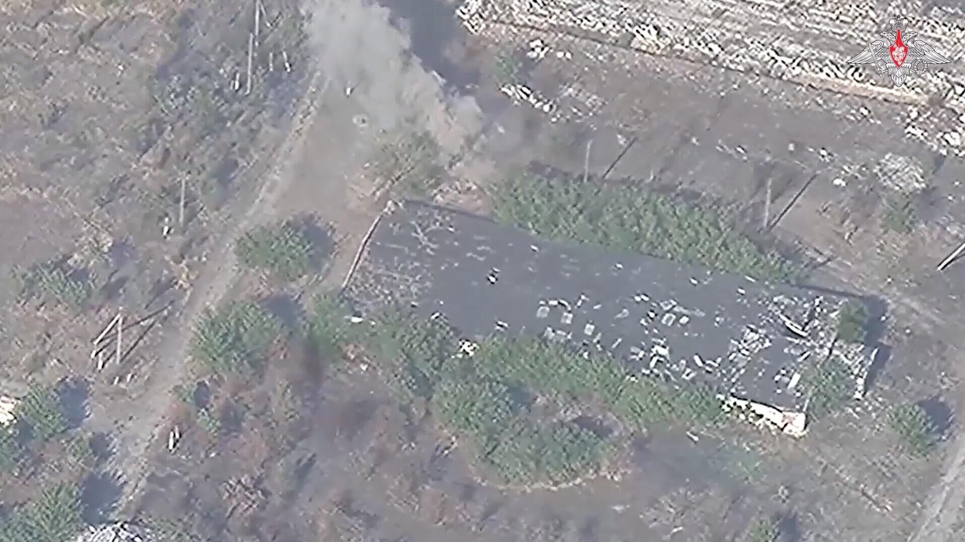 Российские десантники уничтожили западную гаубицу М777 калибра 155 мм и склад боеприпасов ВСУ на правобережье Днепра в Херсонской области - РИА Новости, 1920, 22.12.2025