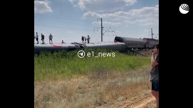 Кадры с места аварии под Волгоградом