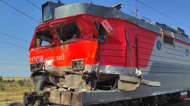 При сходе поезда под Волгоградом пострадали 52 человека