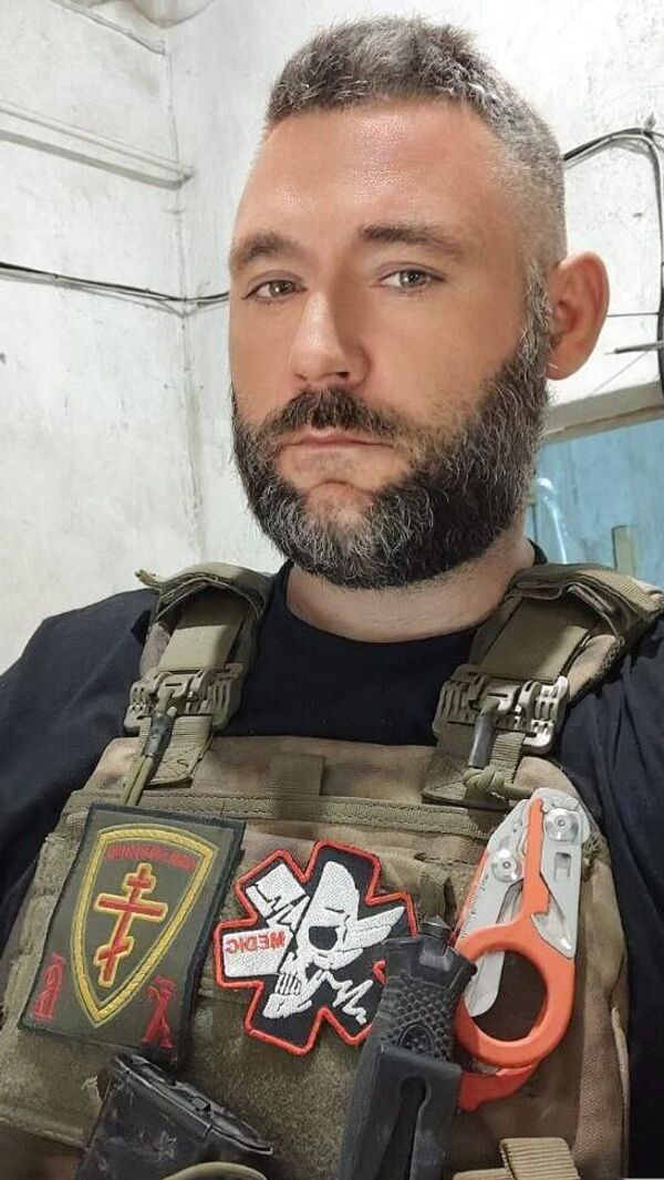 Сергей собирается обратно на фронт Сергей собирается обратно на фронт