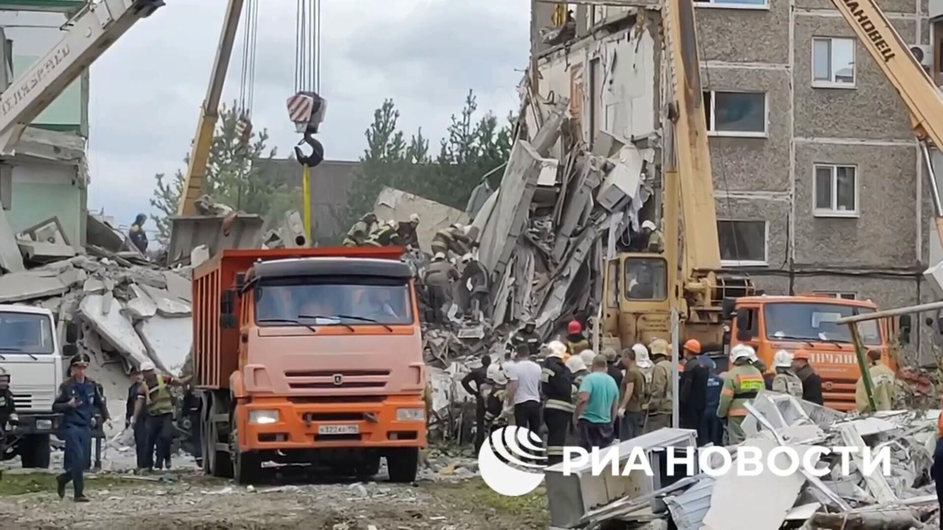 Разбор завалов на месте взрыва в Нижнем Тагиле - РИА Новости, 1920, 01.08.2024