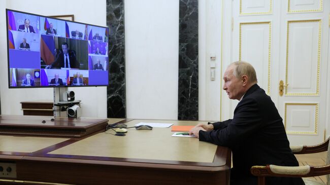 Путин встретился с Володиным и Матвиенко