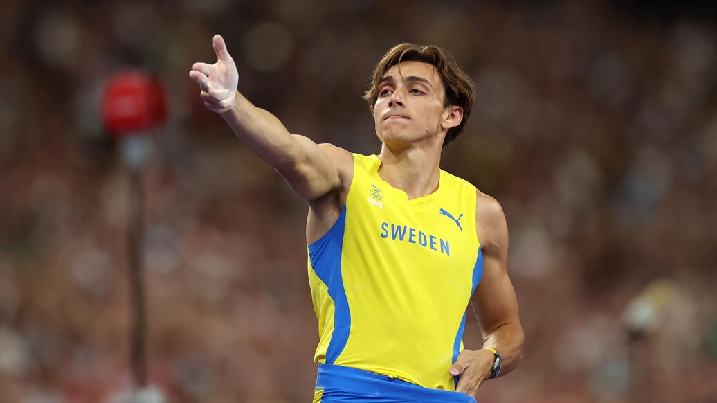 Дюплантис в 13-й раз побил мировой рекорд и взял высоту в 6,29 метра