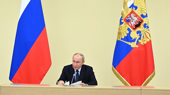 Путин подписал закон о поправках в ФЗ 