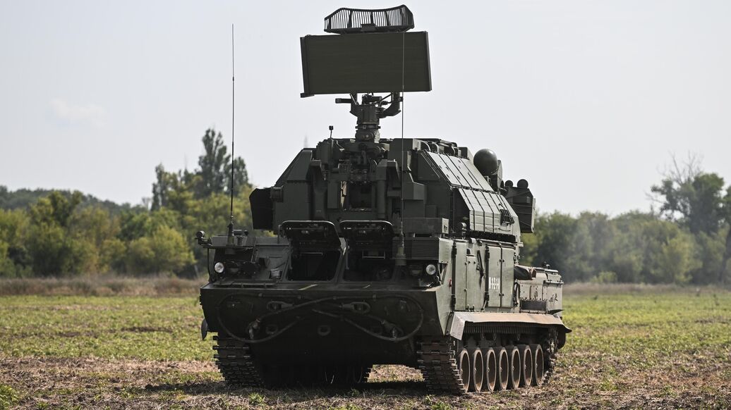 © РИА Новости / Станислав КрасильниковПерейти в медиабанк<br>Зенитный ракетный комплекс 