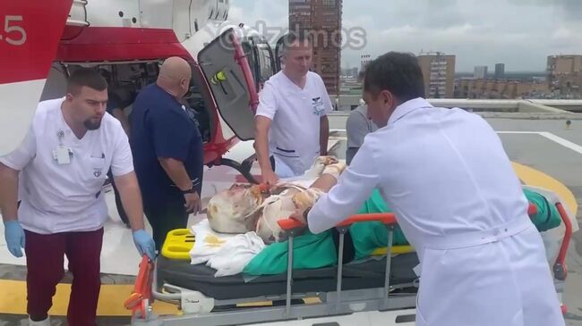 Военкора Евгения Поддубного доставили в НИИ скорой помощи имени Склифосовского в Москве