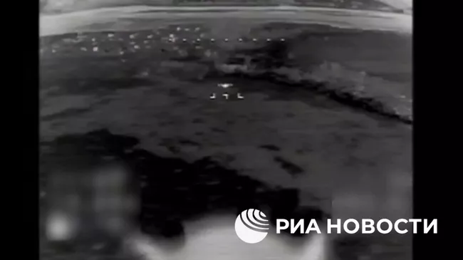Поражение украинских дронов Баба Яга в воздухе российскими FPV-дронами