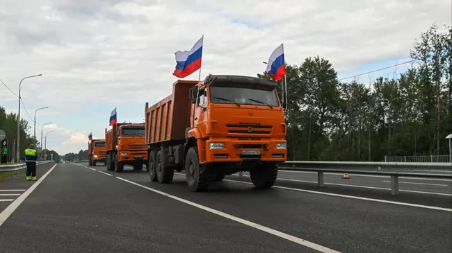 Второй участок федеральной трассы в сторону Пскова и Белоруссии расширен в Ленобласти