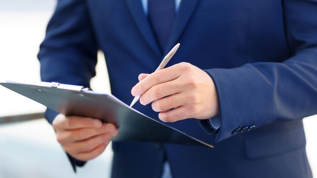 Житель Петербурга два месяца пытается доказать, что не умер