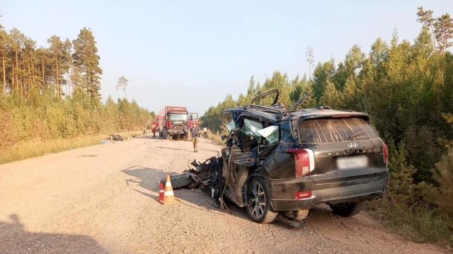 ДТП на автодороге Киренск-Казачинское в 26 километрах от села Красноярово в Иркутской области