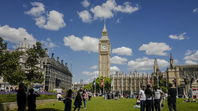 Парламентская площадь в Лондоне