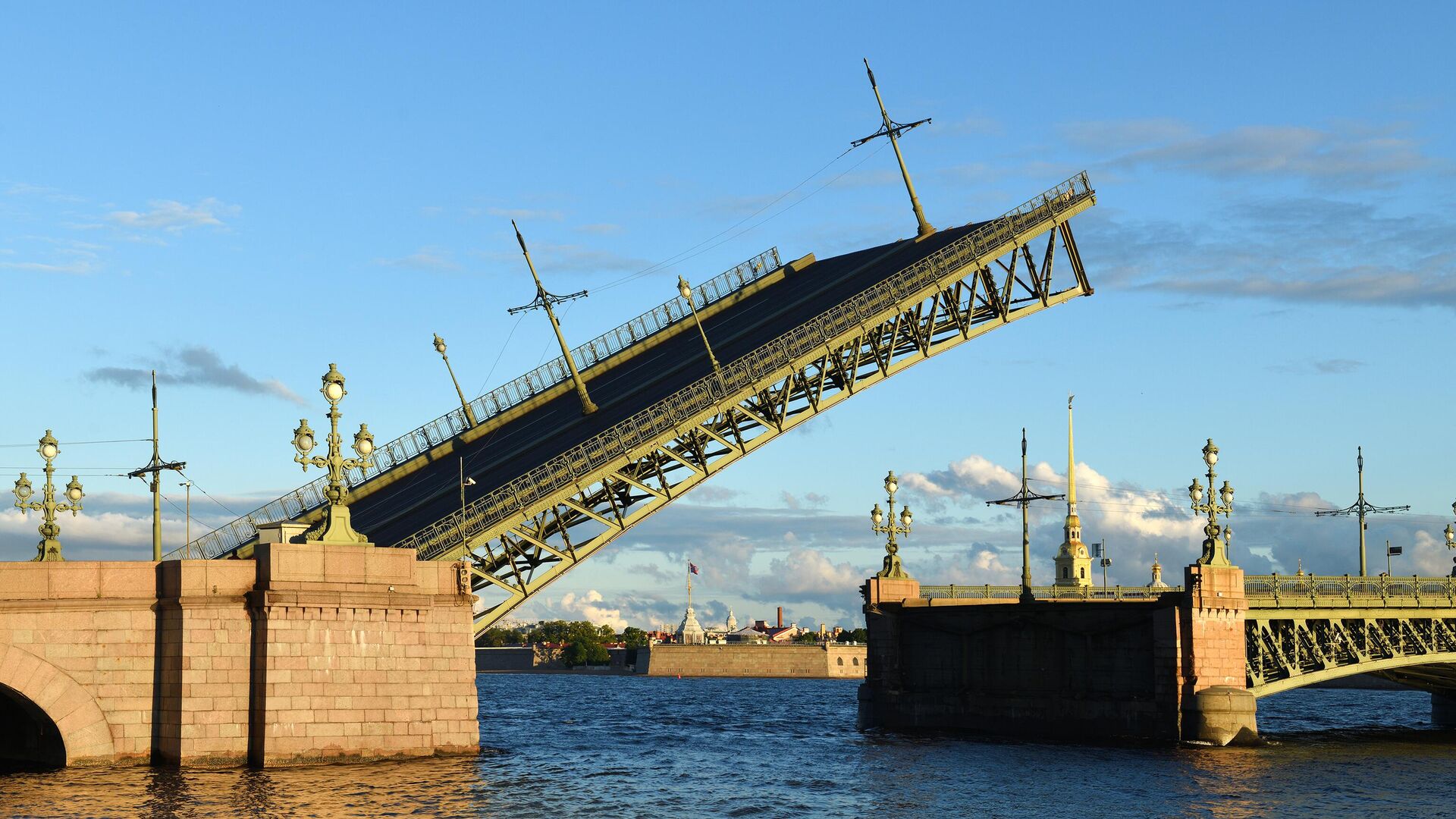 Троицкий мост в Санкт-Петербурге - РИА Новости, 1920, 04.09.2024