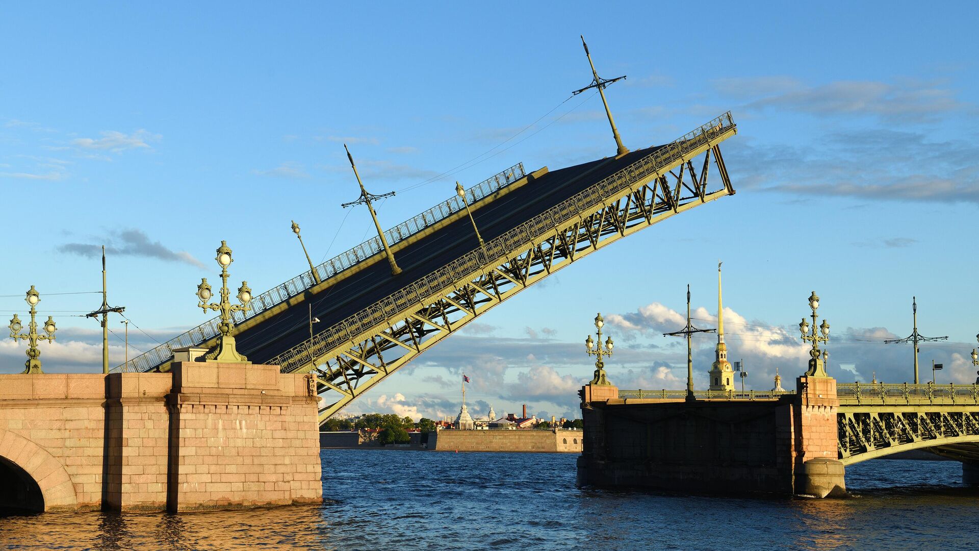 Троицкий мост в Санкт-Петербурге - РИА Новости, 1920, 04.09.2024