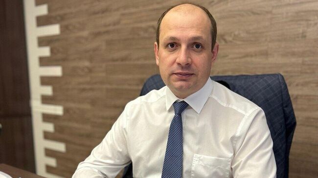 Александр Дубровин