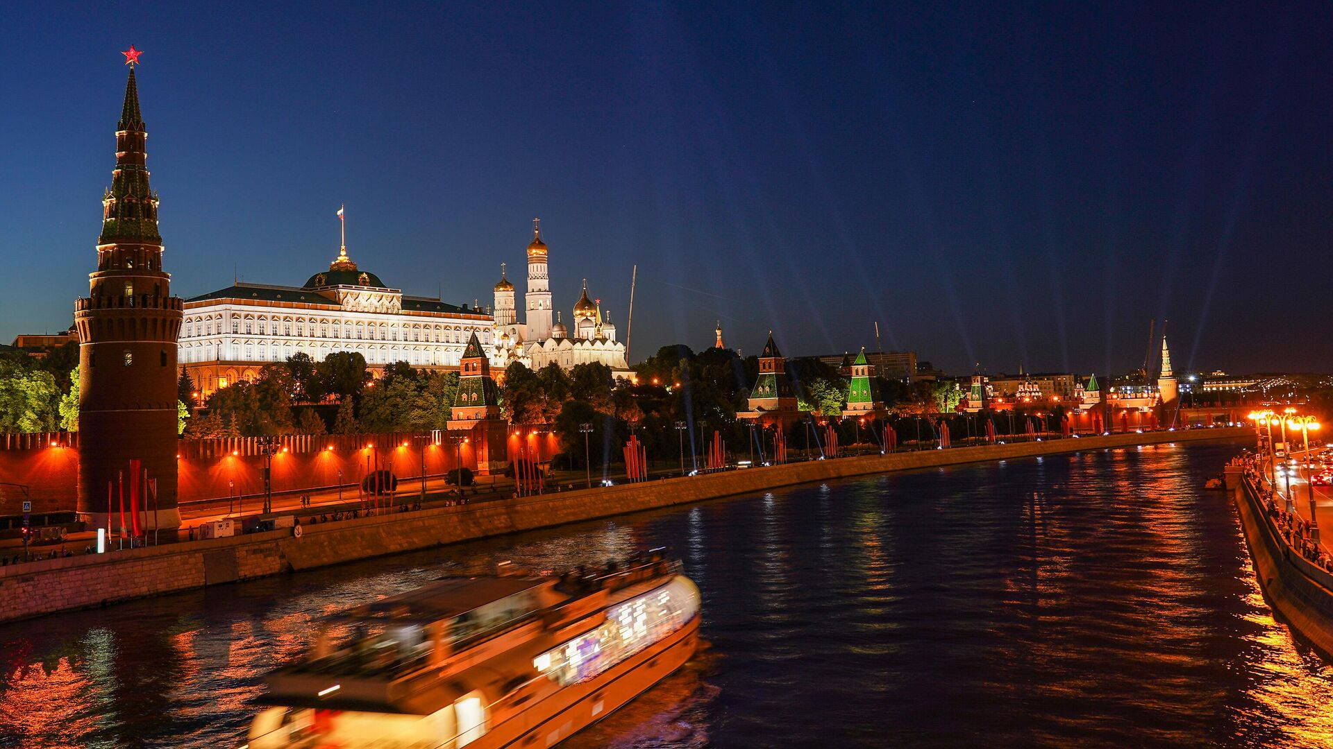 Вид на Московский Кремль0