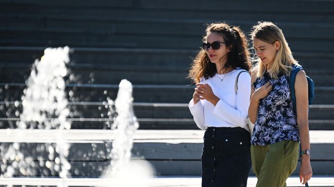 Теплая погода в Москве 