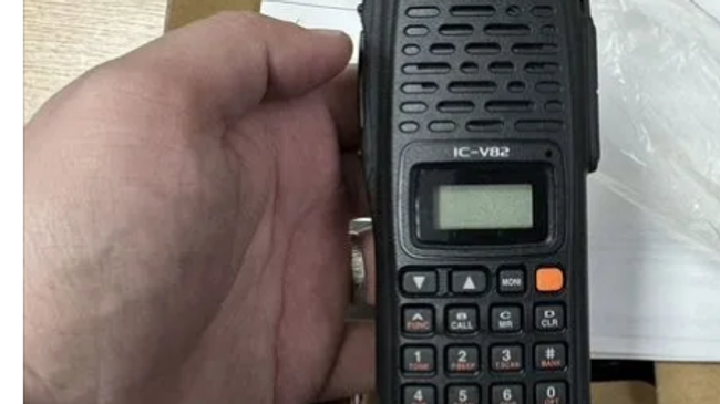 Скриншот объявления о продаже ICOM V82 в Сети