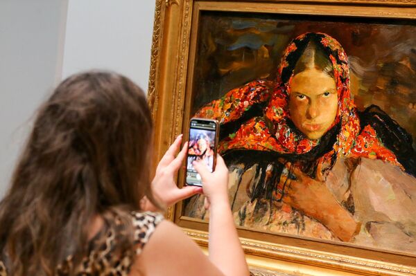 Предпоказ выставки Адепты красного. Малявин & Архипов в Инженерном корпусе Третьяковской галереи Предпоказ выставки Адепты красного. Малявин & Архипов в Инженерном корпусе Третьяковской галереи