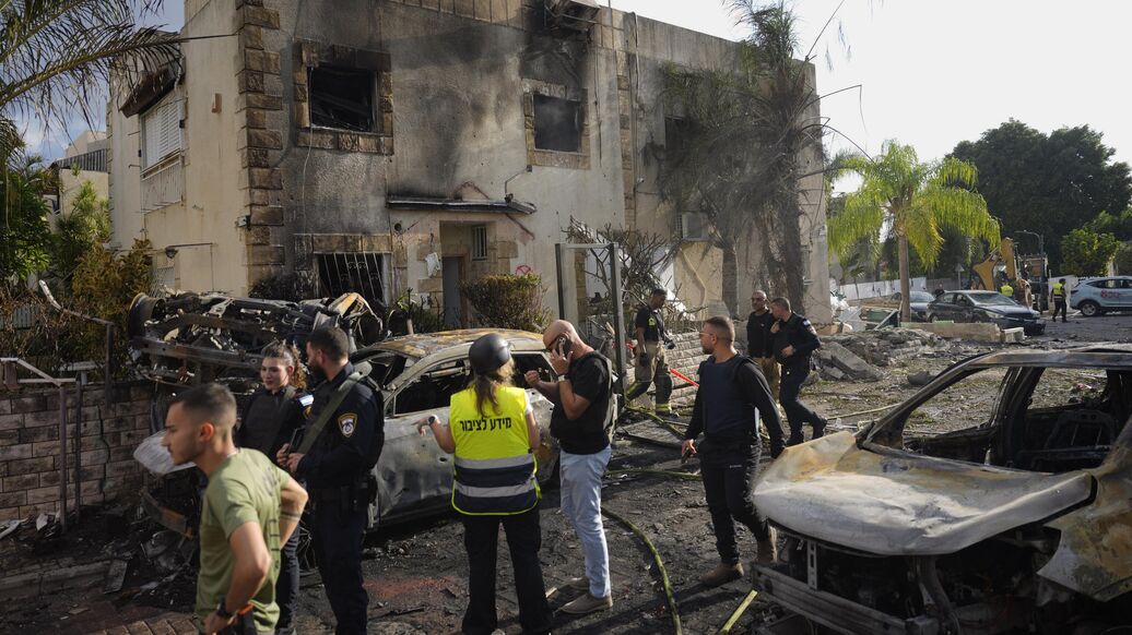 Иран заявил об ударах по объектам в Хайфе и Тель-Авиве